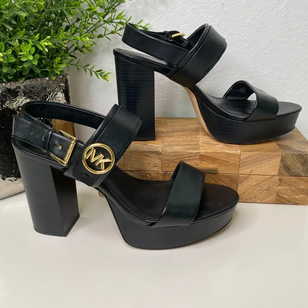 Michael Kors Carmen Black Leather Platform Sandals Heels Block Heel Logo Size 10